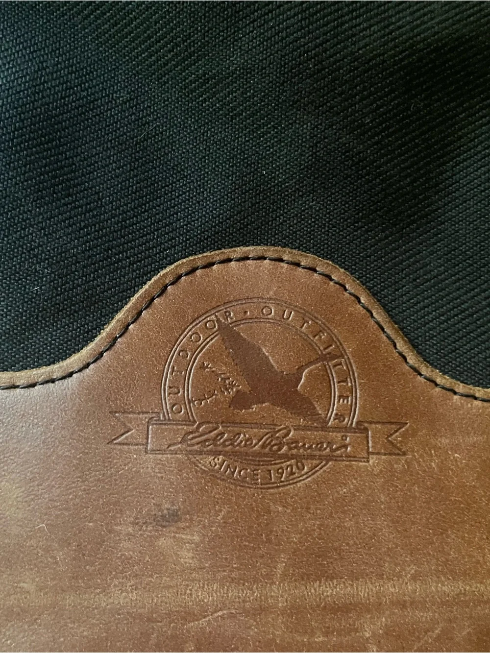 Vintage 1990s Eddie Bauer eather-Trim Black Messenger Bag